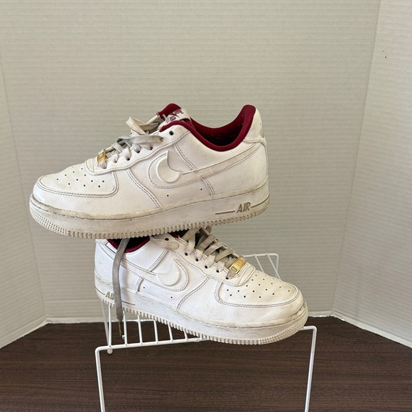 Nike Air Force 1 Women's Sneakers White and Burgundy Size 7 - Picture 6 of 7